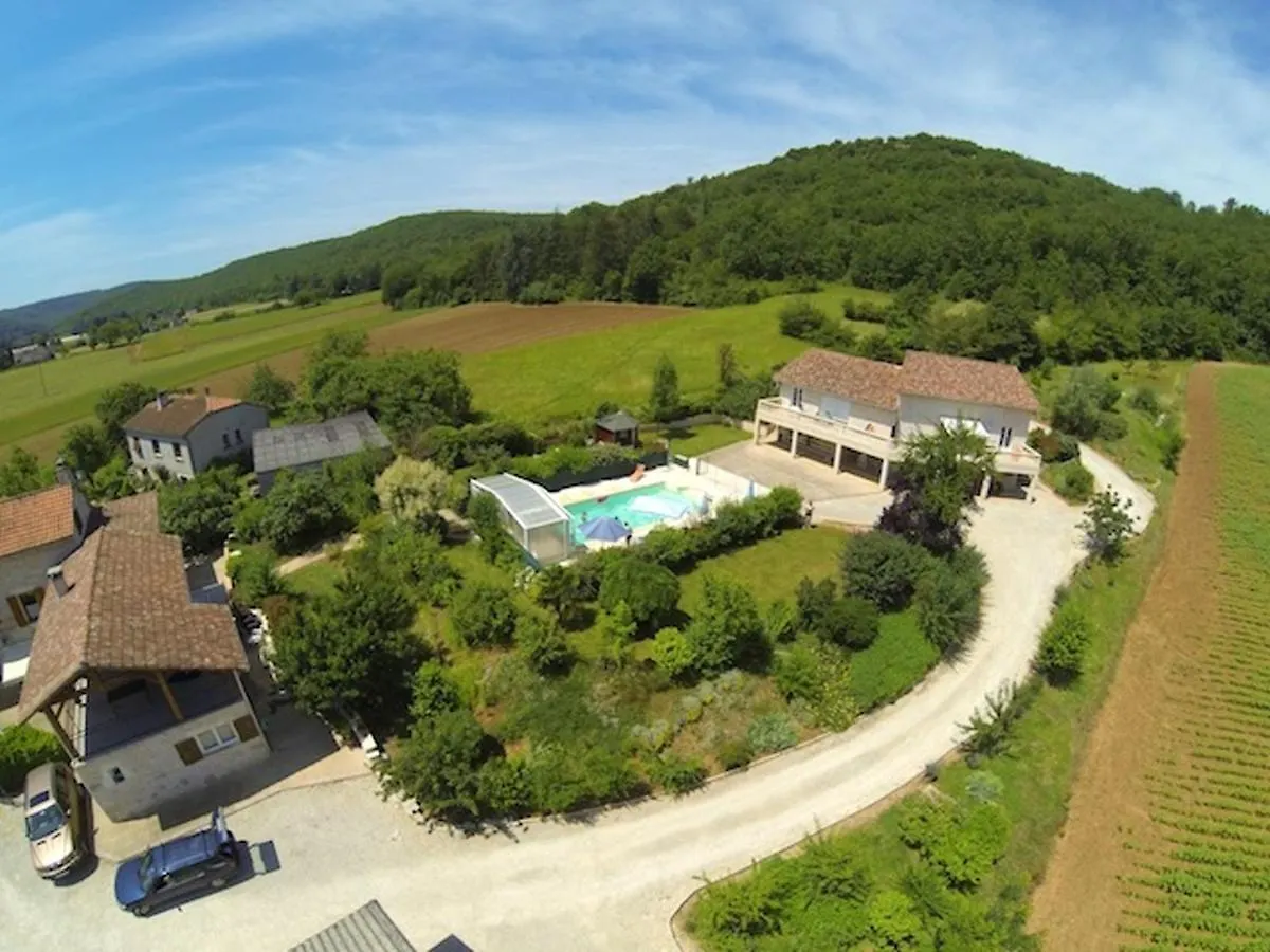 Maison Accueillante A Saint-Gery Avec Piscine Partagee 0*, Saint-Géry